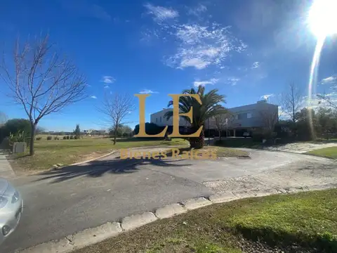 Terreno en Venta en El Cantón - Barrio Golf, USD 49.000