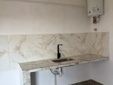Departamento en Alquiler en Goya, $ 400.000