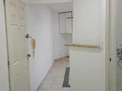 Alquiler depto 1 dormitorio Av.1 entre 62 y 63