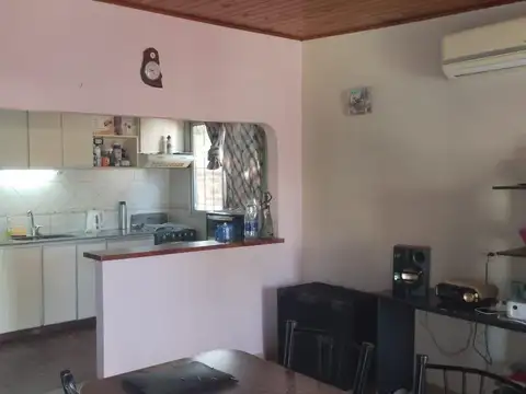 Casa de 4 ambientes + Departamento en Matera, Merlo