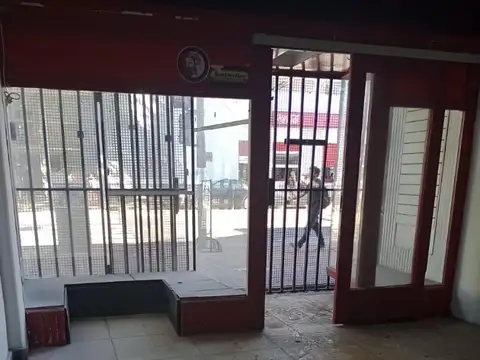 Local en Venta en Pompeya, USD 55.000