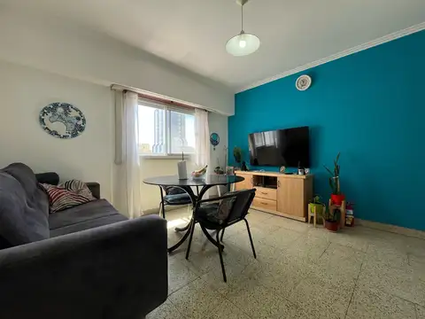 3 ambientes contrafrente luminoso Barrio La Perla!