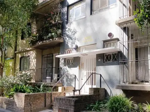 DEPARTAMENTO 2 AMBIENTES - PLANTA BAJA - EXCELENTE ZONA