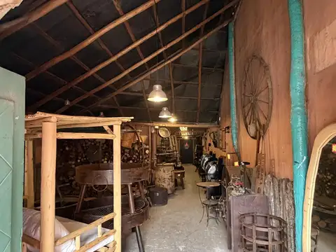 Local LOS CARDALES AVENIDA SAN MARTIN (RUTA4)