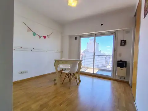 DEPARTAMENTO Monoambiente ALQUILER V. Mitre Balcón