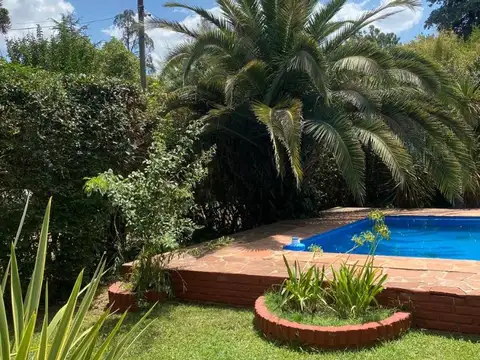 Quinta en Venta con 7 cocheras