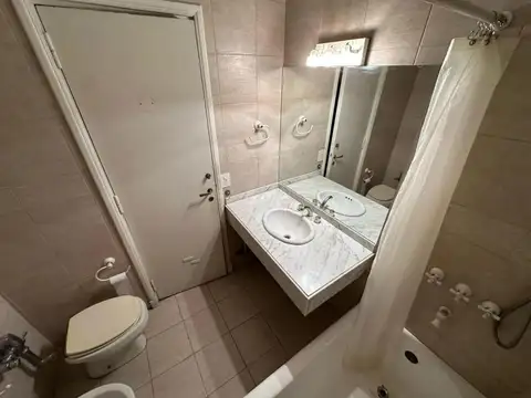 Azcuénaga e/ Arenales y Avenida Santa Fe