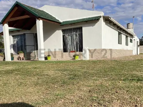 MAGDALENA , CASA EN VENTA,  3 DORMITORIOS