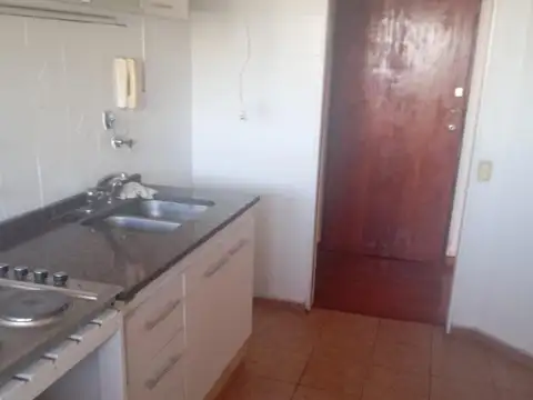 Departamento en Alquiler en Villa Ballester, $ 920.000
