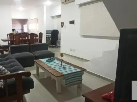 Casa 5 ambientes con 1 baño