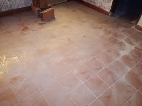 Galpon en Alquiler en Remedios De Escalada, $ 800.000