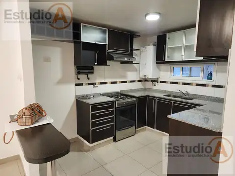 Departamento en Alquiler con 1 cocheras