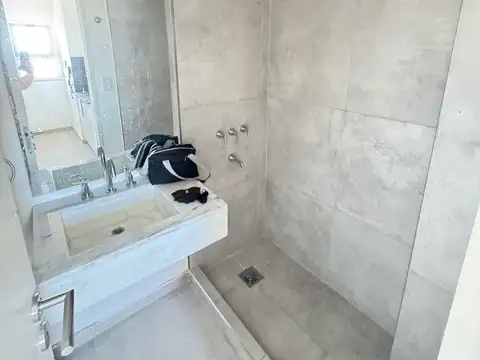 Venta Monoambiente 52 M2  Junin 2253