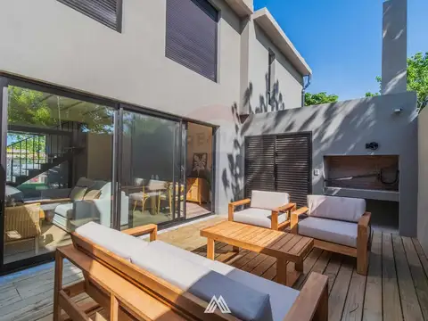 Casa en Alquiler 1 año