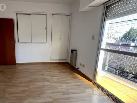 Depto Tipo Casa en Venta 15 años