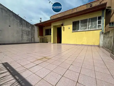 Depto Tipo Casa en Venta en Olivos, USD 180.000
