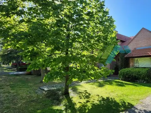 Casa Chalet  en Alq. Temporario en Los Quinchos Club de Campo, Pilar, G.B.A. Zona Norte