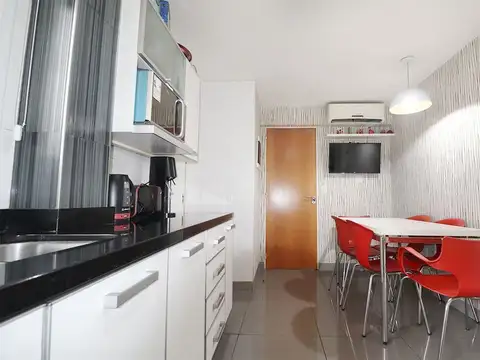 Departamento 4 ambientes con 2 baños