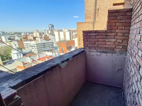 DEPARTAMENTO EN VENTA SOBRE CHACABUCO - OPORTUNIDAD
