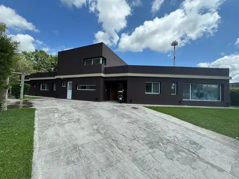 Casa en Venta en Barrio Privado El Zorzal. Pilar