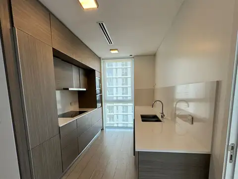 Departamento en Alquiler de 6 ambientes