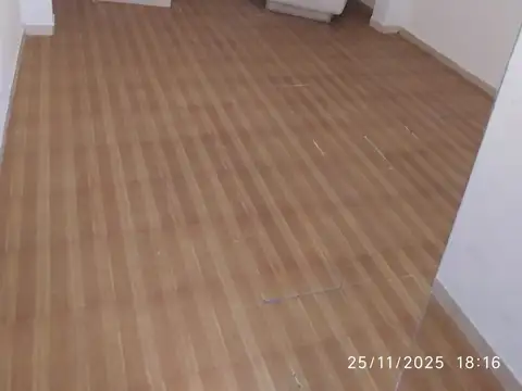Depto Tipo Casa Monoambiente con 1 baño