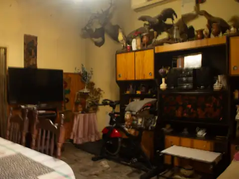 Casa en Venta en Isidro Casanova, USD 75.000