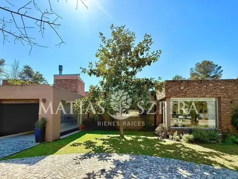 Casa 4 ambientes. | Luis de Camoens 2050