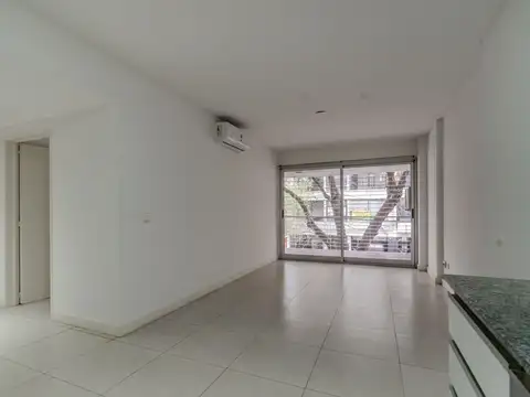 Venta de Departamento 3 Ambientes con cochera en Coghlan