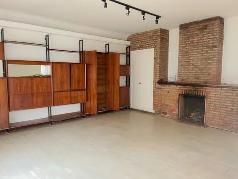 Casa en Venta en Acassuso Vias  /  Santa Fe, USD 380.000