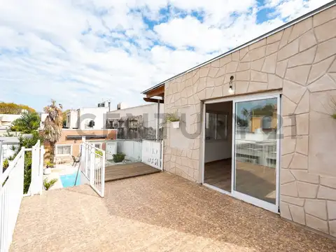 Casa en venta  de 2/3 dormitorios en La Plata