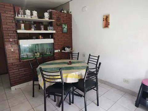 Depto Tipo Casa en Venta 43 años