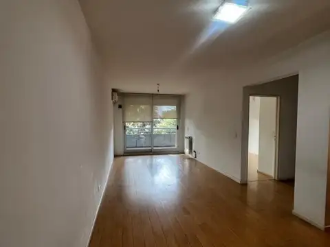 Tomás A. Le Bretón 4200, Piso 215