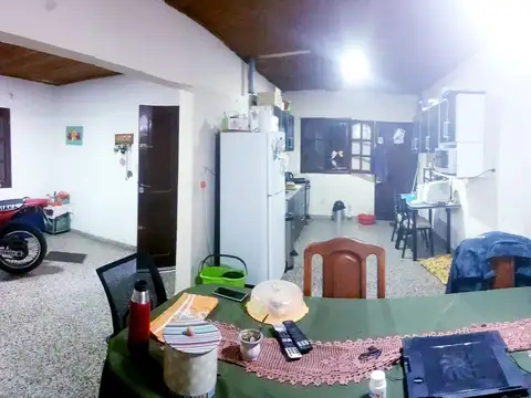 Casa 3 ambientes con 1 baño