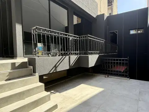 Depto Tipo Casa 5 ambientes con 3 baños