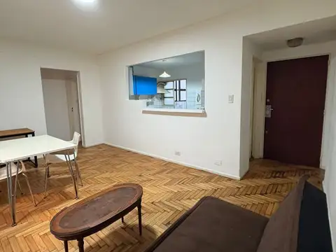 Castillo 400, Piso 1