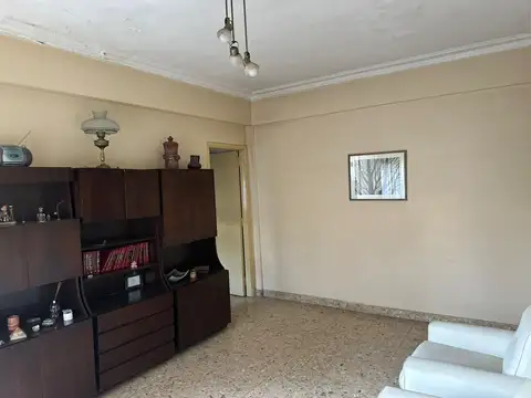 Departamento 5 ambientes con 2 baños
