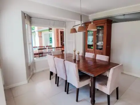 Casa en Venta de 5 dormitorios