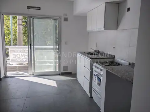 VENTA DEPARTAMENTO MONOAMBIENTE LOMAS DE ZAMORA