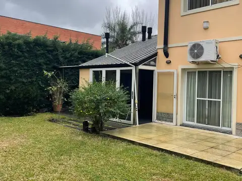 Casa en Alquiler en La Deseada, USD 2.500