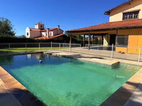 Exc Casa vta 6 dor gge/qcho/suite/pileta La Almudena
