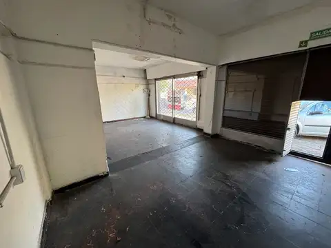 Local en Alquiler en José León Suárez, $ 600.000