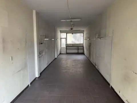 Local en Venta 35 años