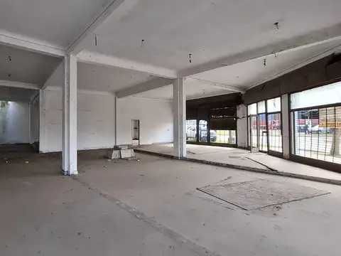 MONTERVERDE Y BELGRANO 100