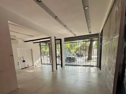 Local en Venta 25 años