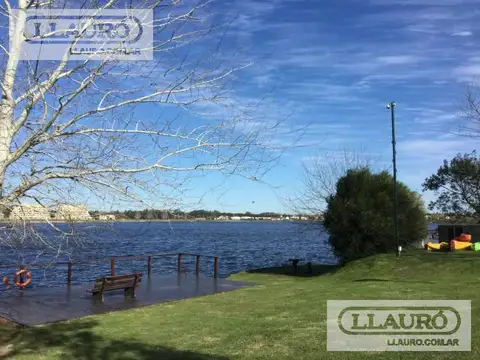 Lote al agua en venta en barrio cerrado Santa Clara - Villanueva - Tigre