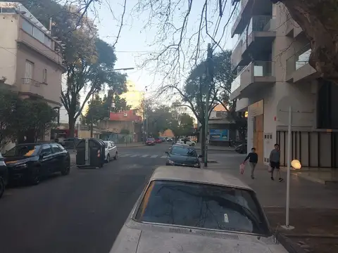 Campana 4100, Piso 1