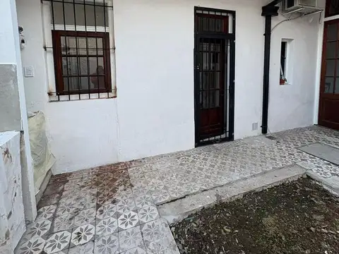 Depto Tipo Casa 3 ambientes con 1 baño