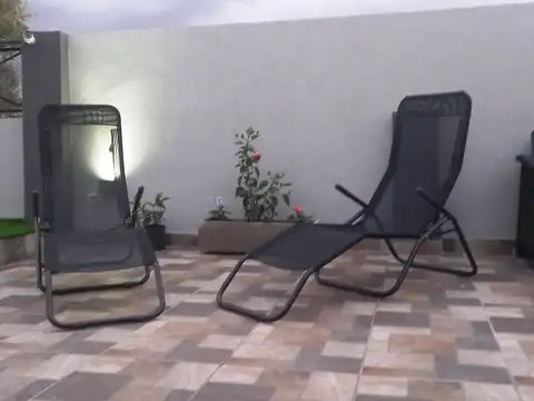 Depto Tipo Casa 4 ambientes con 2 baños