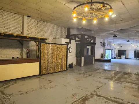 Oficina Monoambiente con 6 baños